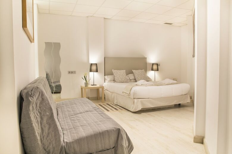 Apartamentos Caleta Homes- Malagueta Beach