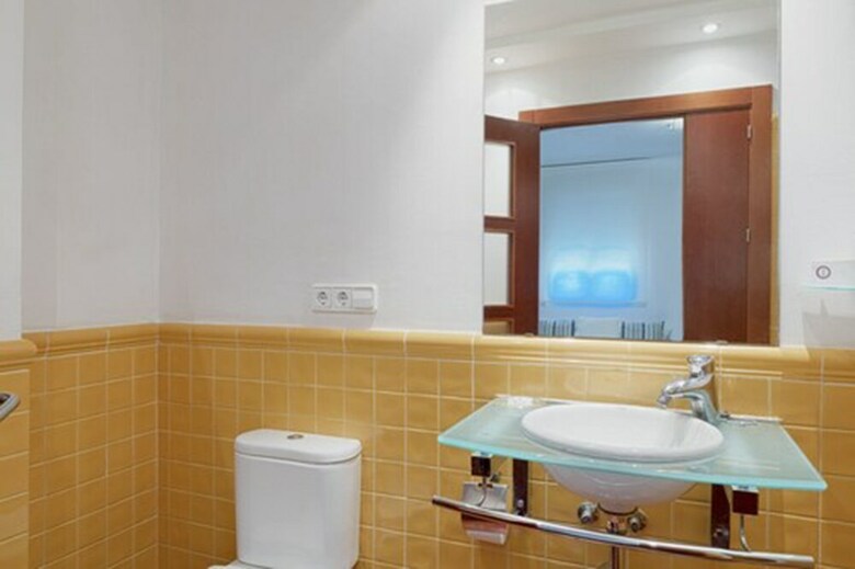 Apartamentos Caleta Homes- Malagueta Beach
