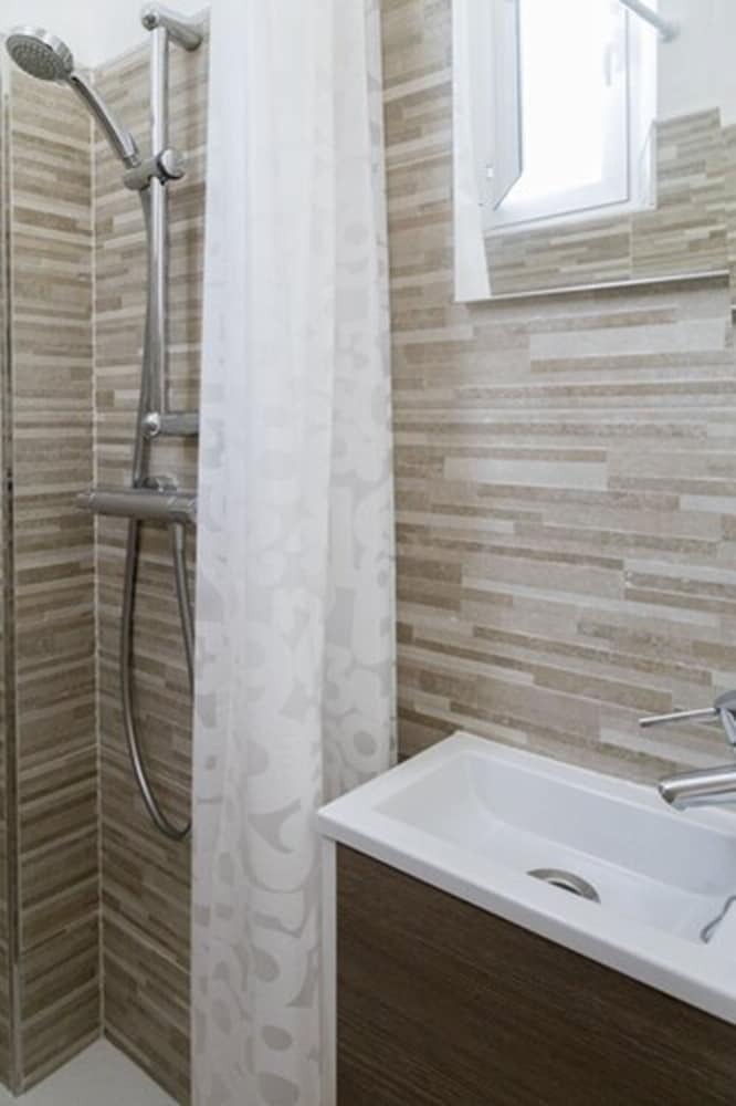 Apartamentos Caleta Homes- Malagueta Beach