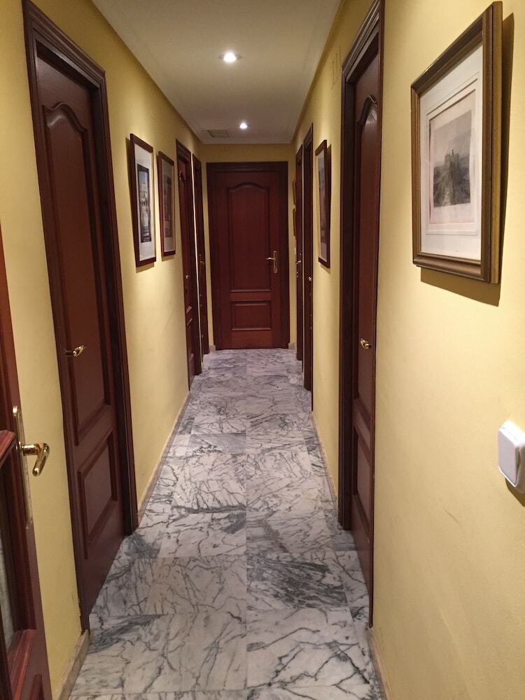 Apartamentos Alfalfa Deluxe Suite By Valcambre