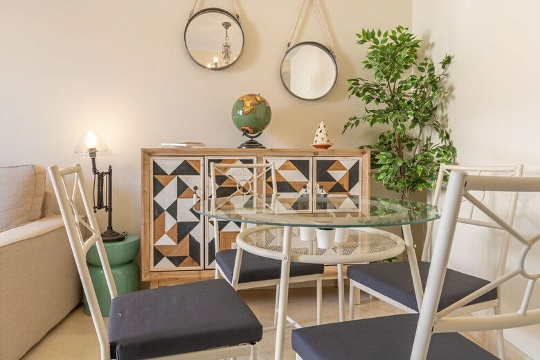 Apartamentos Lumbreras Deluxe Suite By Valcambre