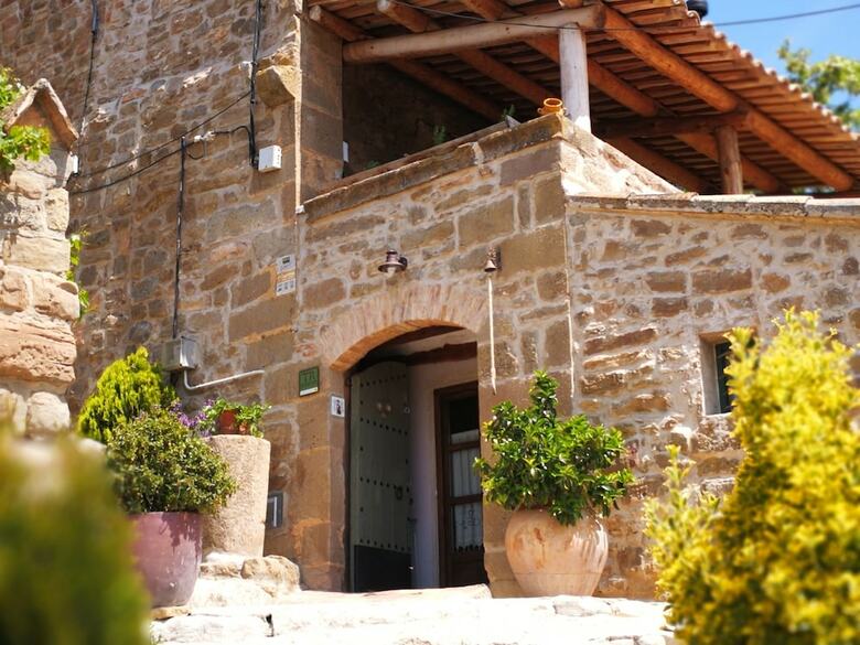 Bed & Breakfast La Casa Dels Ocells- Adults Only