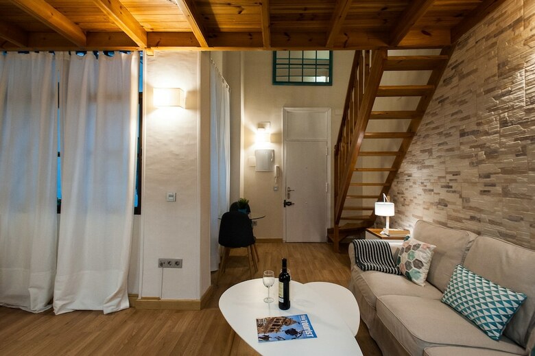 Hommyhome San Isidoro - Cozy Apartment