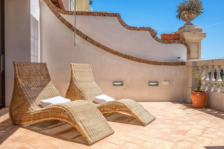 Apartamentos Solaga Veletta