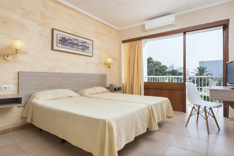 Hotel Condor