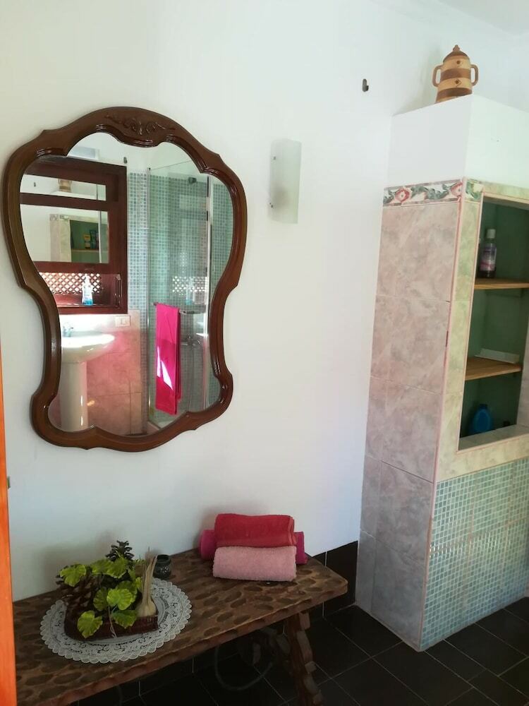 Casa Mam�nena