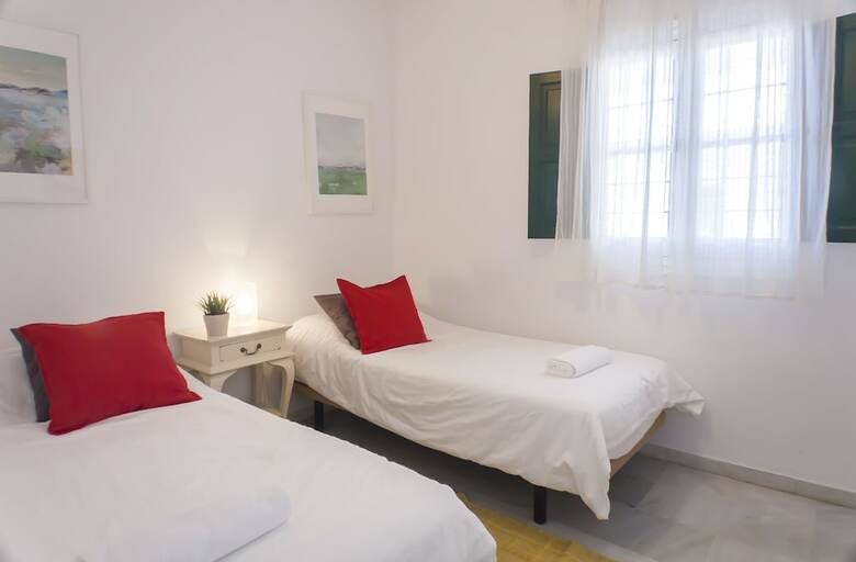Apartamentos Archeros Juderia Sky View By Valcambre