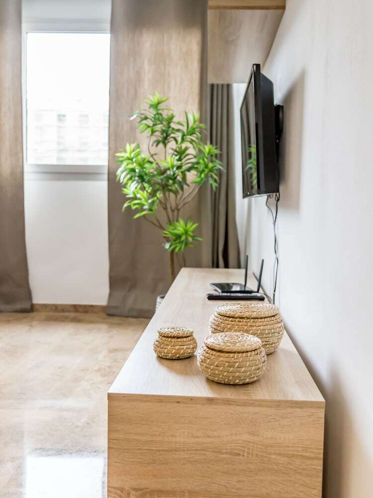 Apartamentos Travel Habitat Torre Francia
