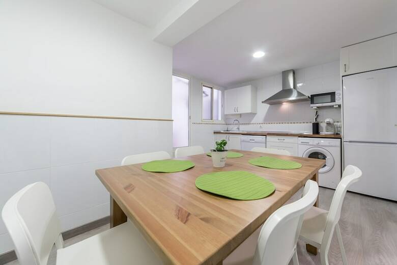 Apartamentos Piso Carolina
