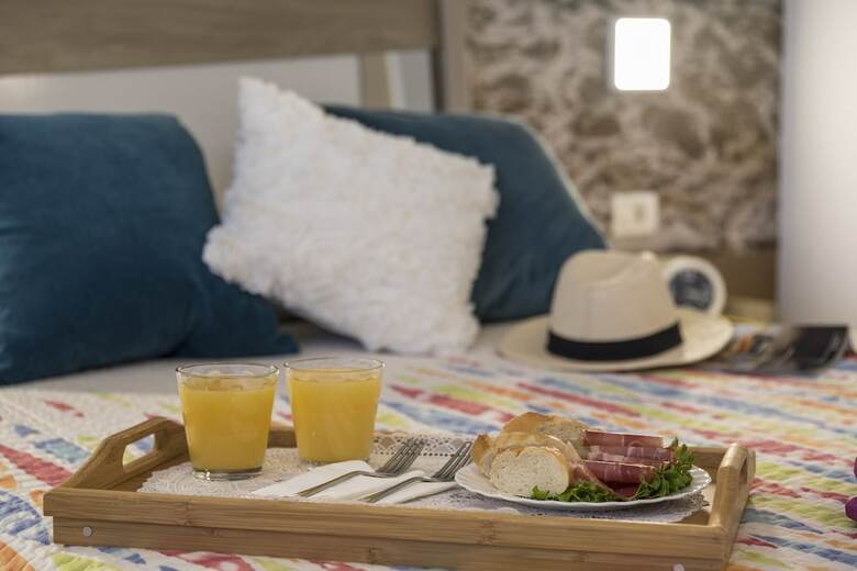 307. Bright Apartment, Sea View, Wifi, Air Conditioning!