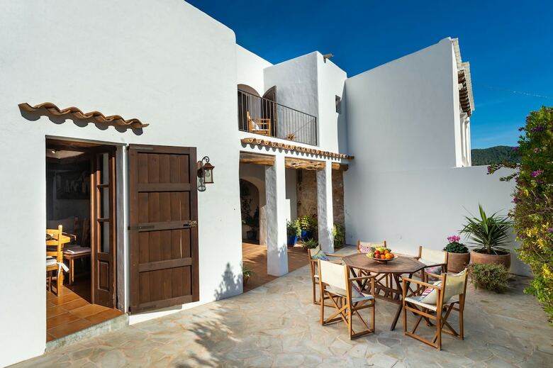Villa Can Truy
