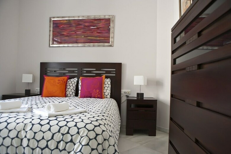 Apartamentos Situaci�n Excepcional Plza Ayuntamiento