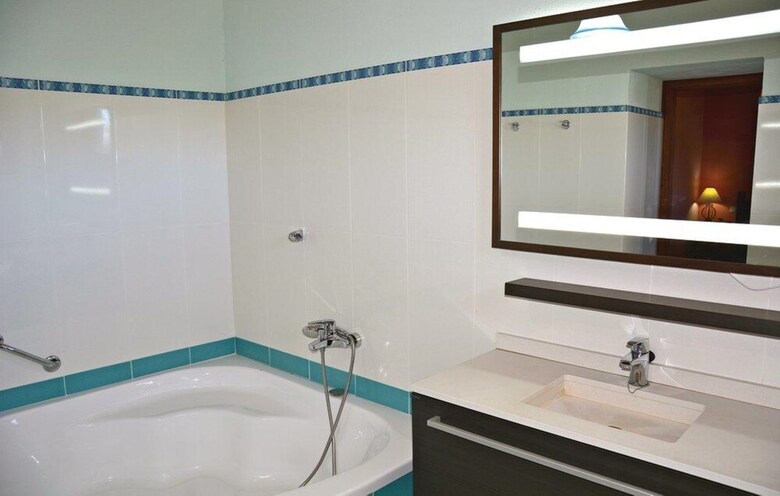 107502 - Villa In Algaida
