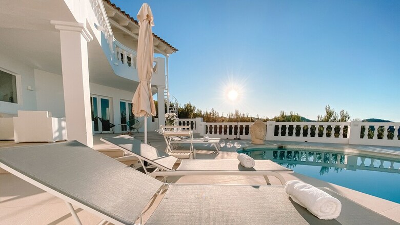 Villa The White Pearl