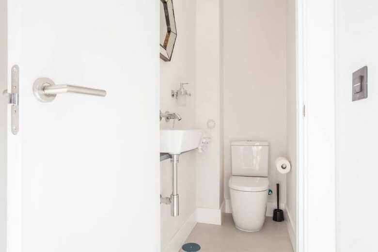 Sevilla Alquila Amplios Apartamentos Duplex En San Bernardo