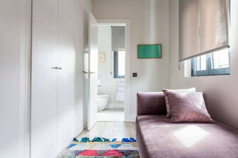 Sevilla Alquila Amplios Apartamentos Duplex En San Bernardo