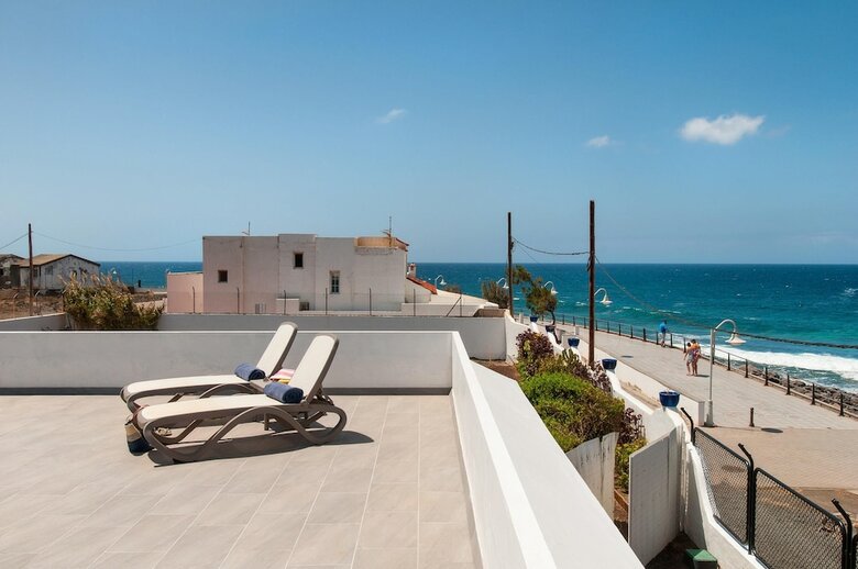 Agaete Beach House At The Natural Pools
