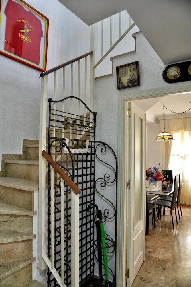 Apartamentos Chalet El Naranjo ? Wonderstays