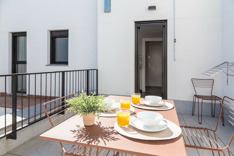 Apartamentos Puerta Del Sol I