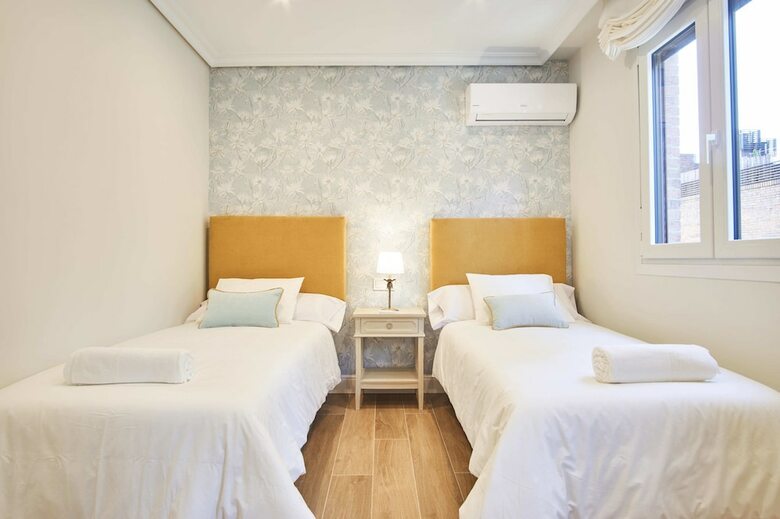 Apartamentos Arjona Riverside Deluxe By Valcambre