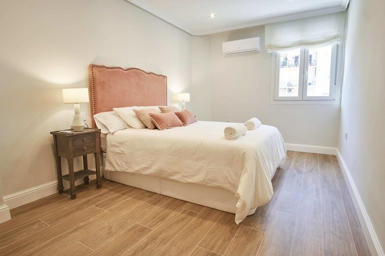 Apartamentos Arjona Riverside Deluxe By Valcambre