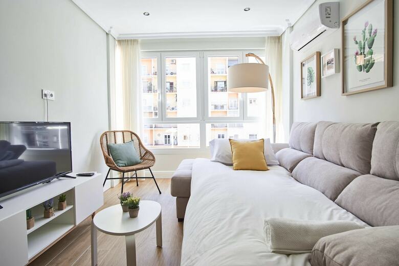Apartamentos Arjona Riverside Deluxe By Valcambre