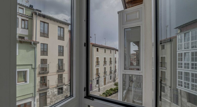 Apartamentos Burgos Centro - Hospital de Los Ciegos