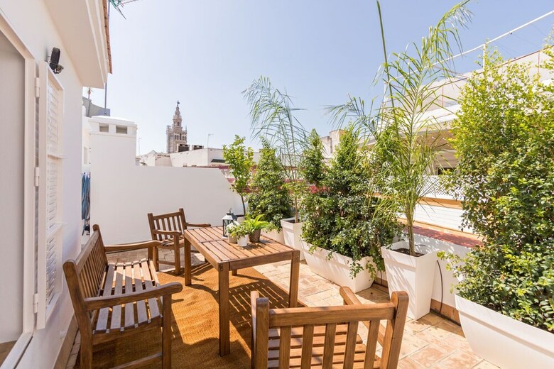 Apartamentos Bamberg Giralda Sky View By Valcambre