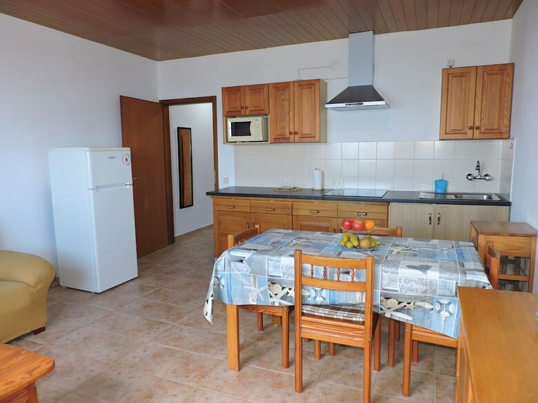 Apartamentos Montebre�a