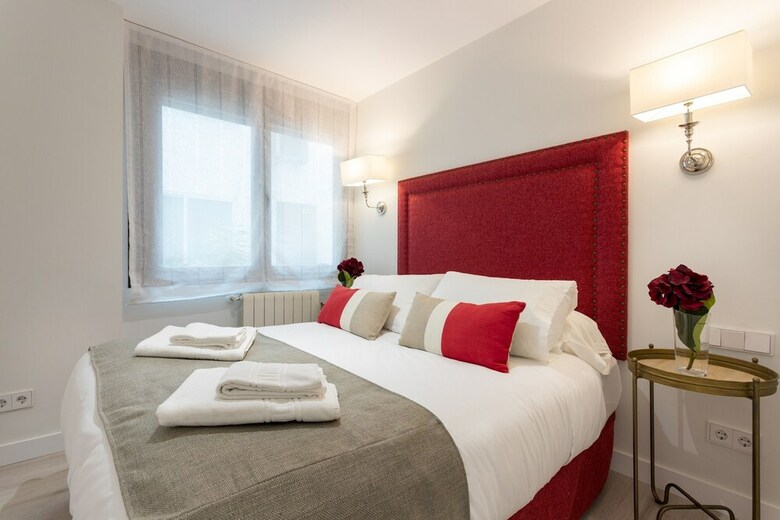 Unbeatable Location One Step Away From The Cathedral 3 Bd Apart. Cabildo V