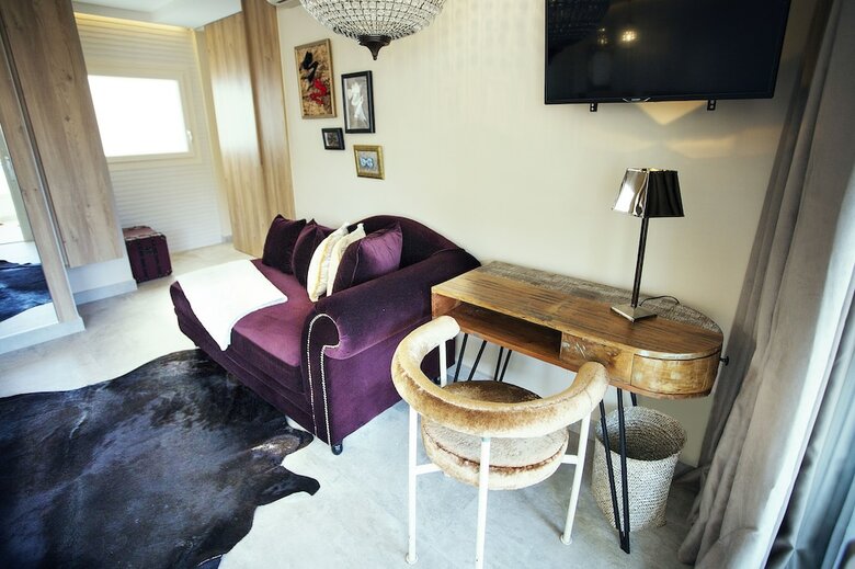Apartamentos Cabaret Terrace Suite