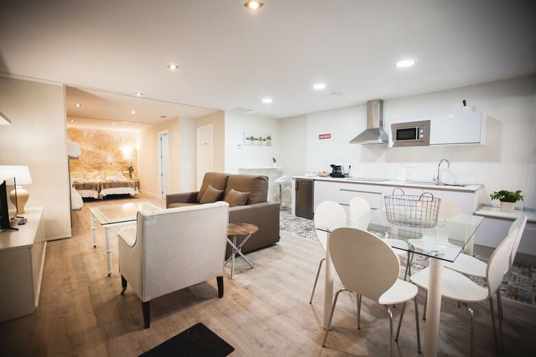 Apartamentos Loft Begonia Cordoba Estacion
