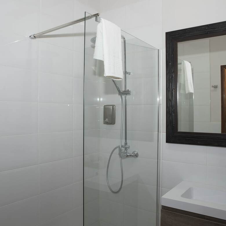 Hotel Bellasombra Suites