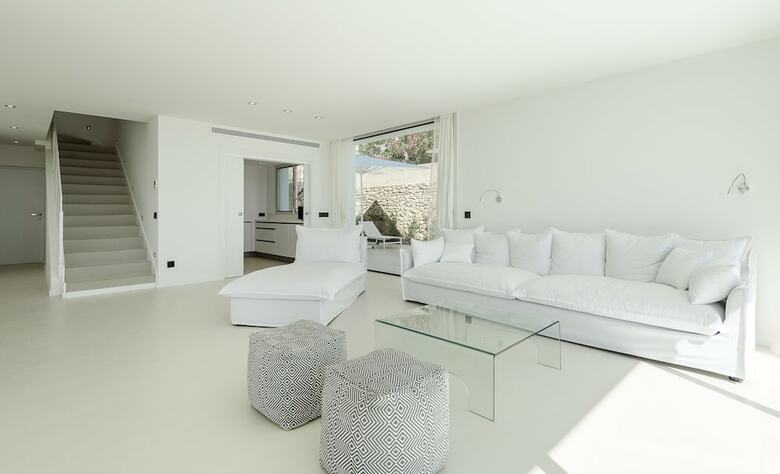 Villa Triple X