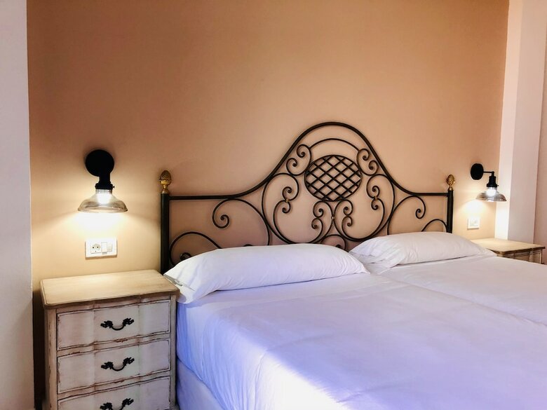 Apartamentos Frontera