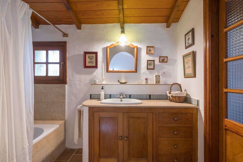 Apartamentos Casa Vacacional Con Piscina En Caideros