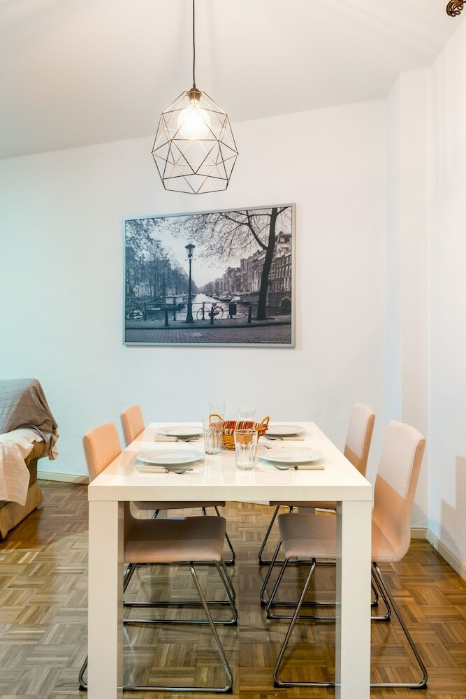 Holi-rent Apartment Macasta