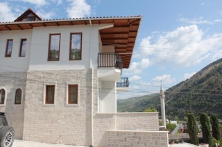 Hotel Residenca Desaret