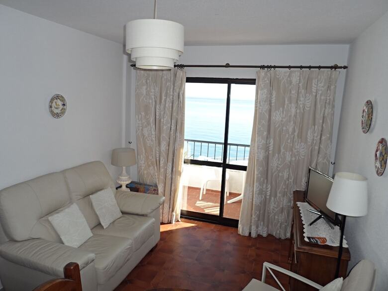 Apartamento Urbanizaci�n Las Palmeras 72