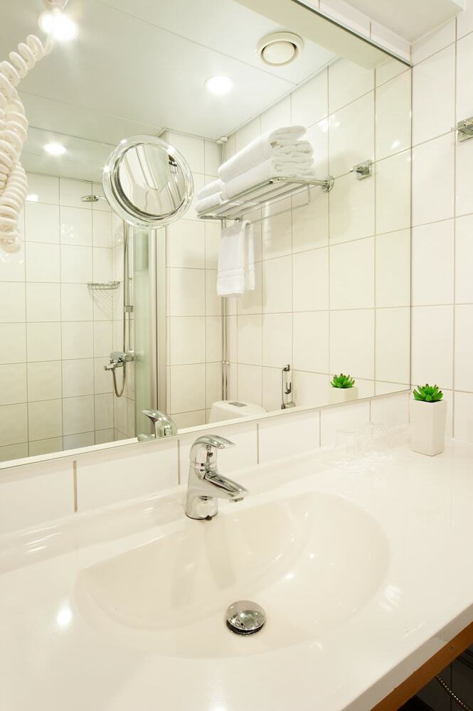 Hotel Haaga Central Park