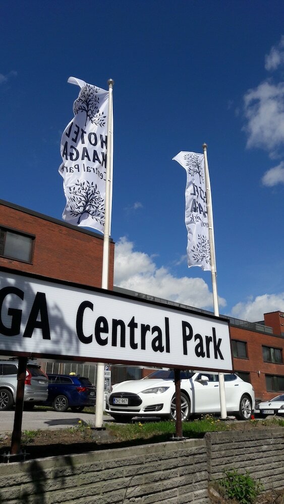 Hotel Haaga Central Park