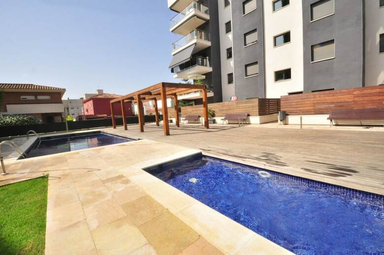 Apartamento Moderno Para 6 Personas En Cambrils