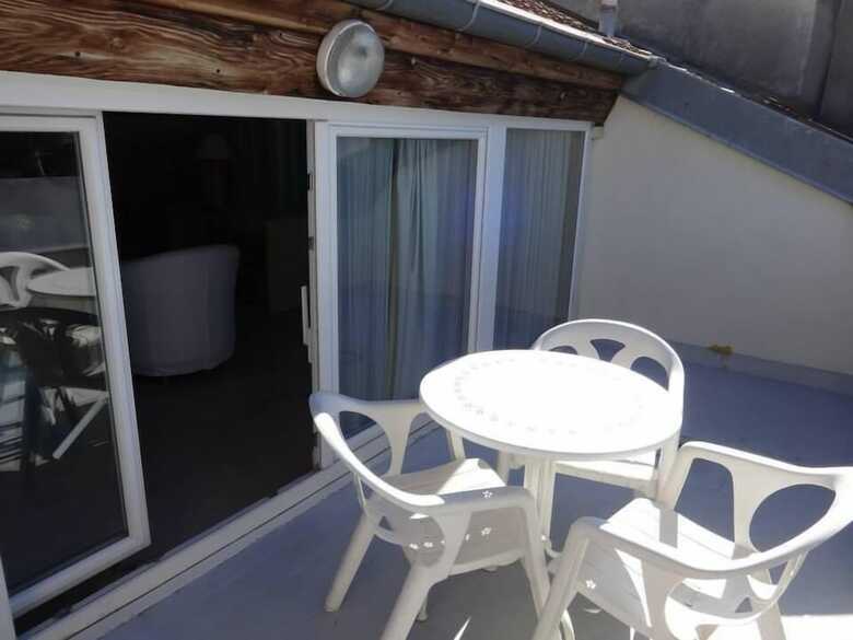 Maison D'h�tes Des Toits En Ville B&B