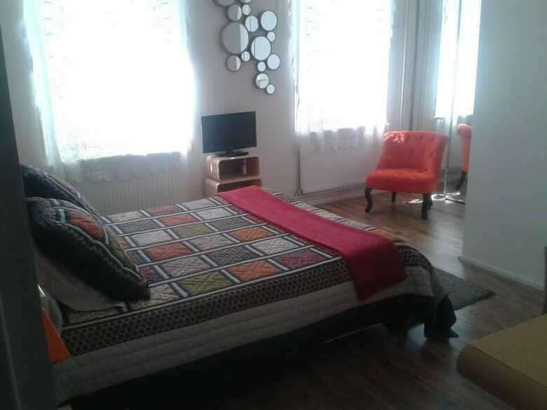 Maison D'h�tes Des Toits En Ville B&B