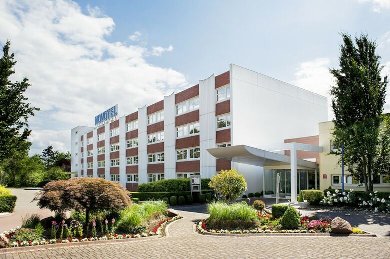 Hotel Novotel Lyon Nord Porte de Lyon