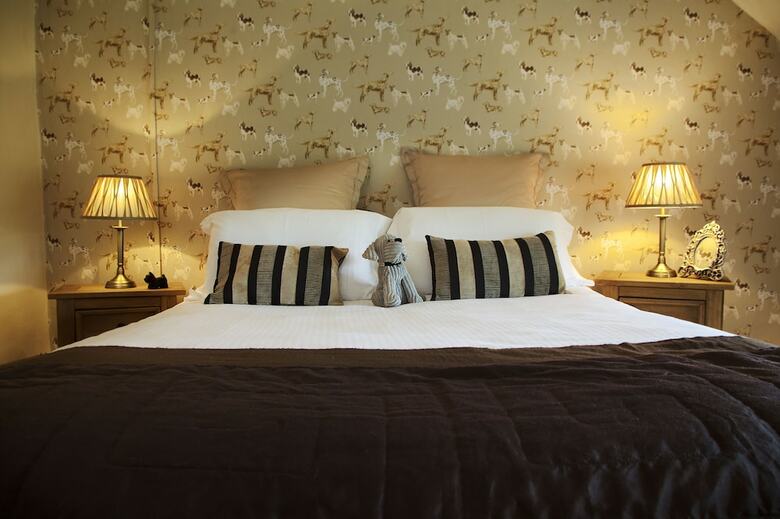 Bed & Breakfast Church Farm Guest House