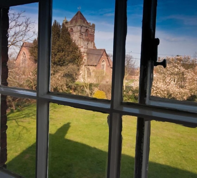 Bed & Breakfast Church Farm Guest House