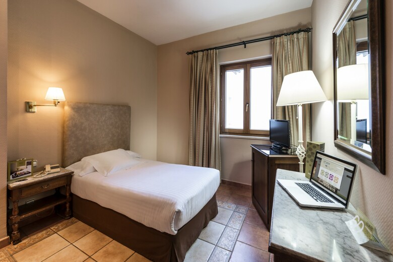 Hotel Exe Alfonso Viii