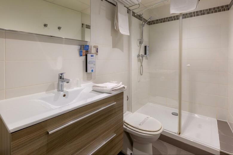 Hotel Kyriad Avignon (.)