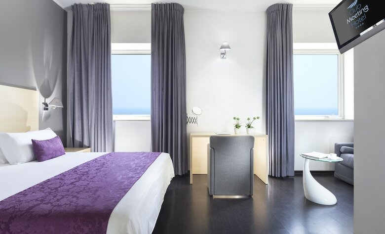 Hotel Days Inn